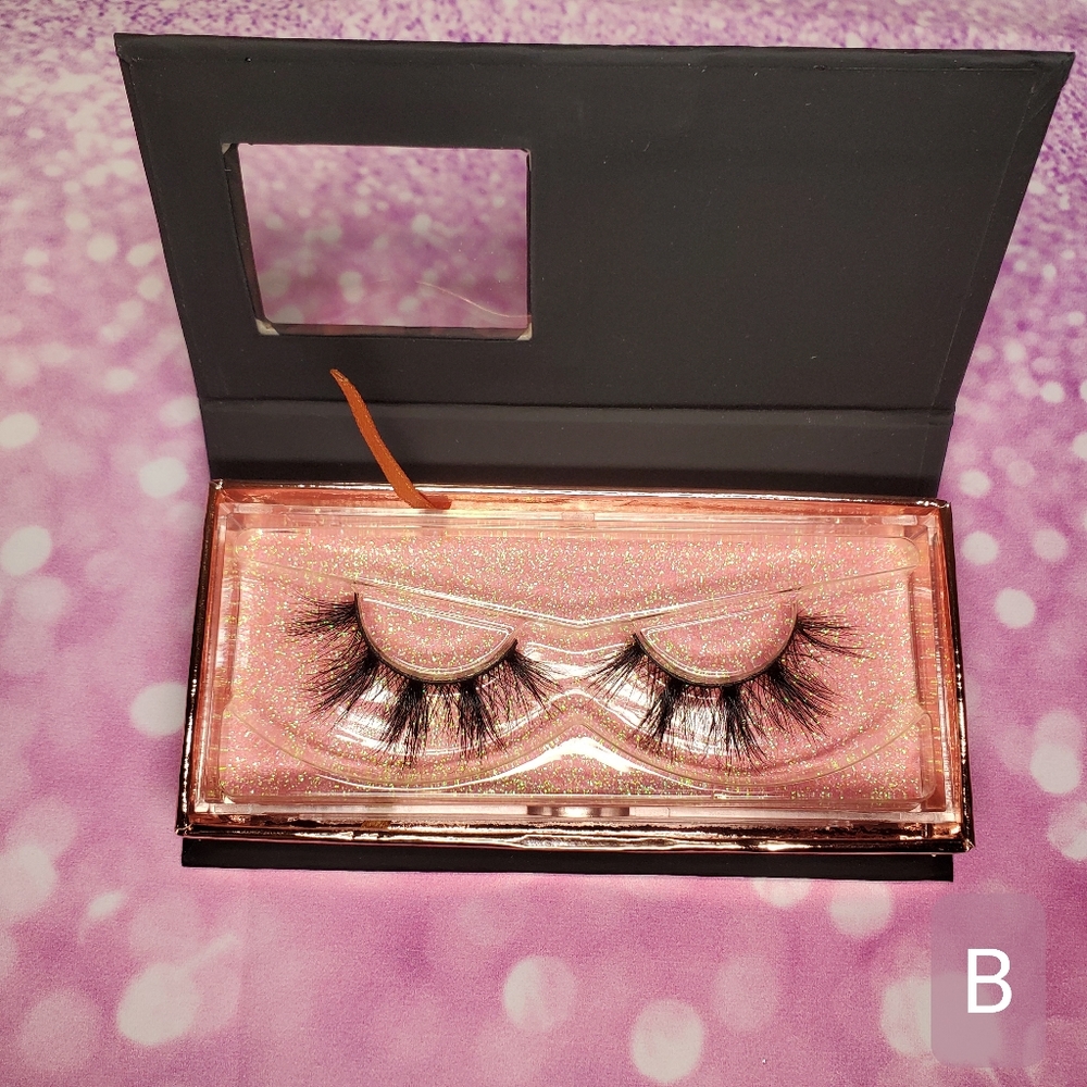 Eyelashes - Picture 3 of 4